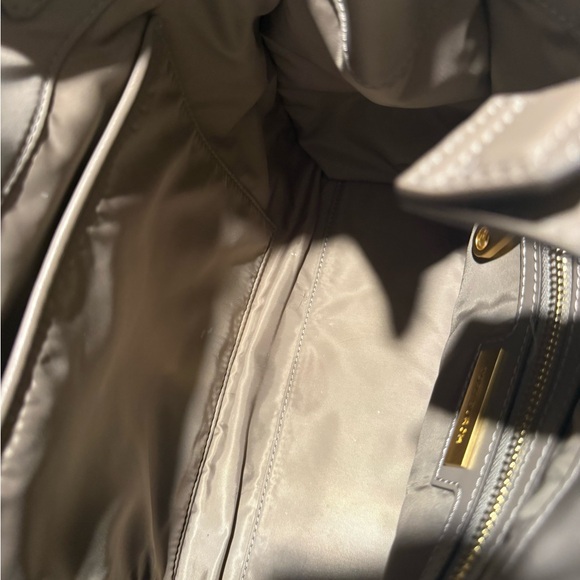 Tory Burch Small Ella Tote - Picture 10 of 12